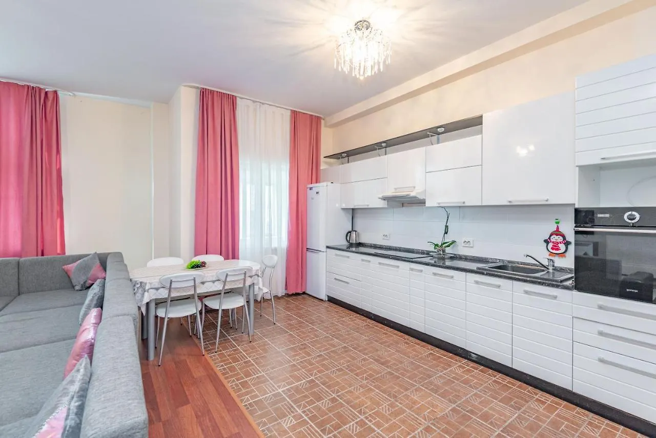 Apartment Двухкомнатная В Самом Сердце Столицы